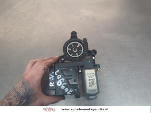 O200211 Gebruikte motor electrisch raam Skoda Fabia