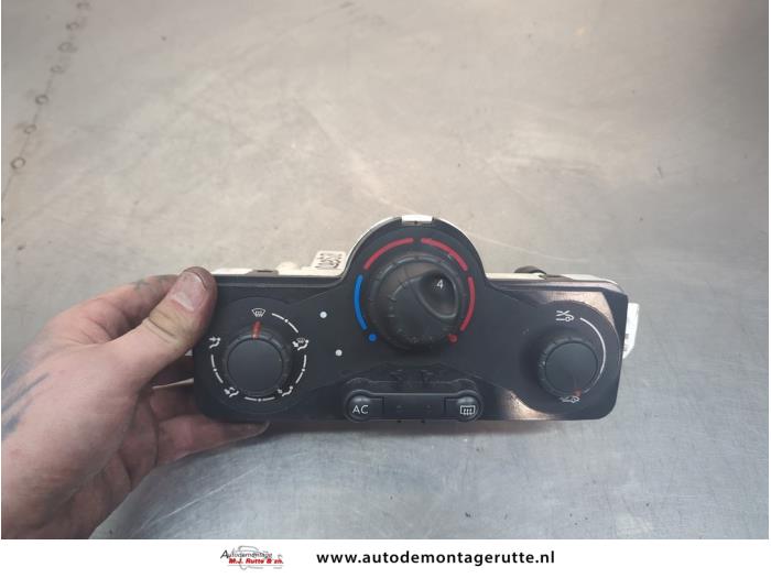 Gebruikte Kachel Bedieningspaneel Renault Clio O200232