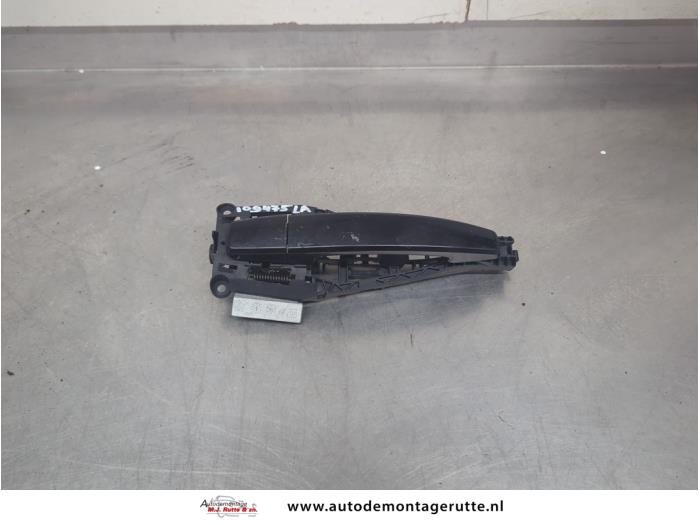 Gebruikte Portiergreep 4Deurs links-achter Opel Insignia O200251