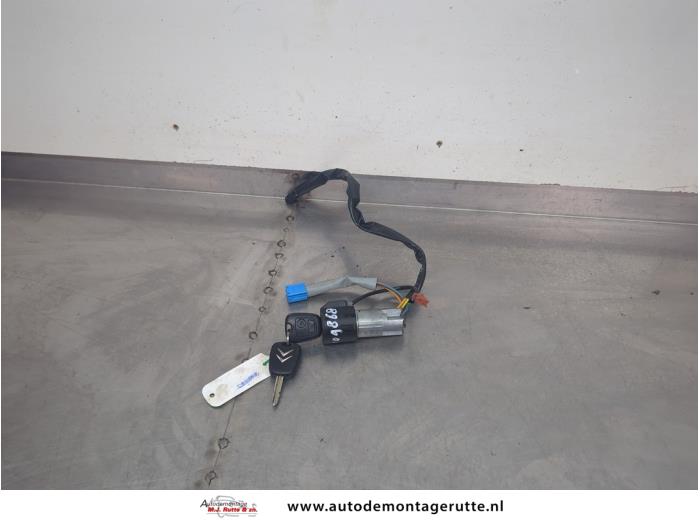 Gebruikte Sleutel+Contactslot Citroen Xsara Picasso O200267
