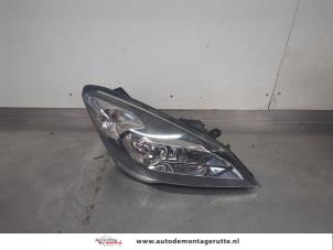 O200274 Gebruikte koplamp rechts Kia Ceed