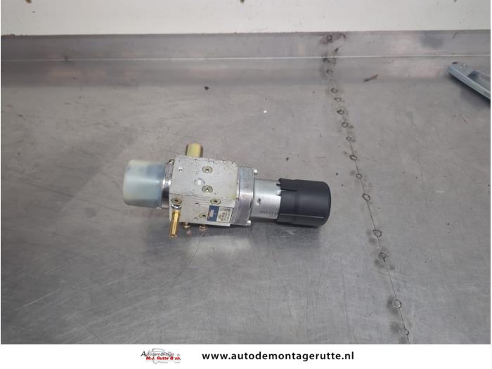 Gebruikte Cabriodak Motor Peugeot 206 O200290