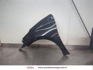 O200311 Gebruikte spatbord links-voor Peugeot 208