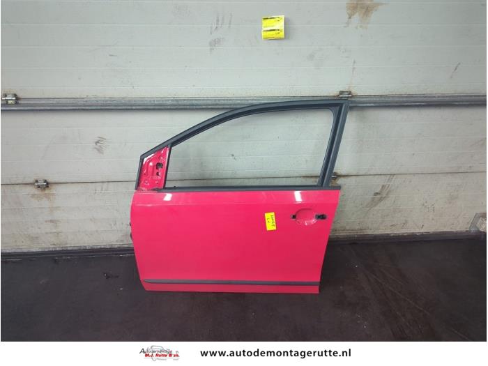 Gebruikte Deur 4Deurs links-voor Volkswagen UP O200314