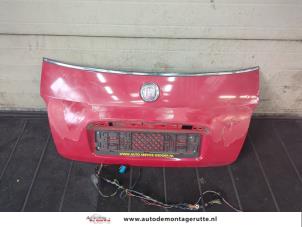 O200322 Gebruikte achterklep Fiat 500