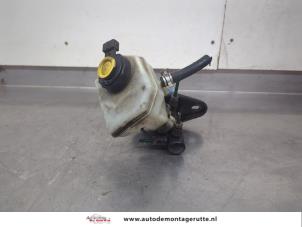 O200329 Gebruikte hoofdremcilinder Ford KA