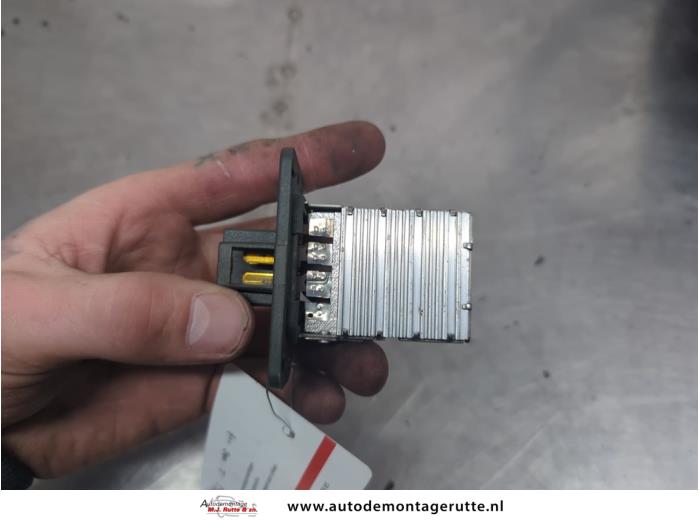 Gebruikte Kachel Weerstand Hyundai H300 O200360