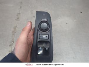 O200385 Gebruikte combischakelaar ramen Hyundai H300