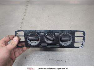 O200396 Gebruikte chaufage bedieningspaneel Volkswagen UP