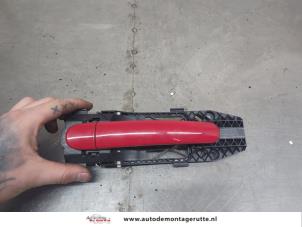 O200413 Gebruikte portiergreep 4deurs links-achter Volkswagen UP