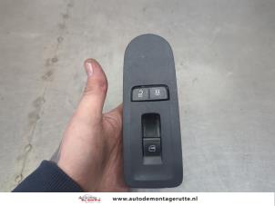 O200419 Gebruikte schakelblok ruiten Volkswagen UP