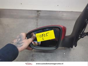 O200426 Gebruikte spiegel buiten links Volkswagen UP