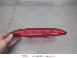 O200442 Gebruikte extra remlicht midden Peugeot 208