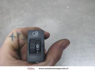 O200448 Gebruikte schakelaar koplamp ihv Peugeot 208