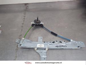 O200455 Gebruikte raammechaniek 4deurs rechts-achter Peugeot 208