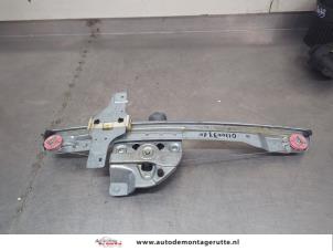 O200458 Gebruikte raammechaniek 4deurs rechts-voor Peugeot 208