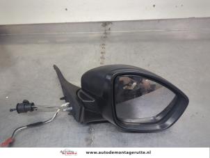 O200473 Gebruikte buitenspiegel rechts Peugeot 208