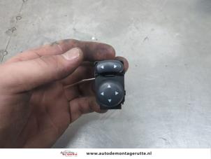 O200482 Gebruikte schakelaar spiegel Fiat 500