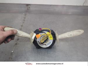 O200494 Gebruikte stuurkolomschakelaar Fiat 500