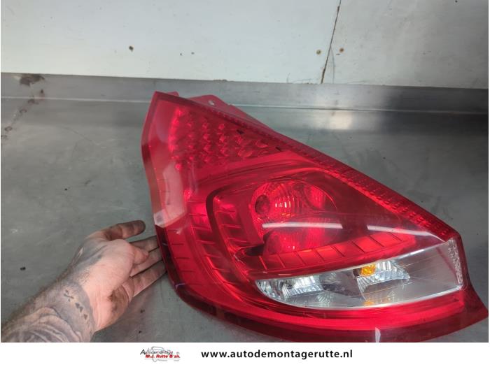 Gebruikte Achterlicht links Ford Fiesta O200516