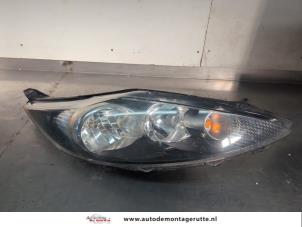 O200532 Gebruikte koplamp rechts Ford Fiesta