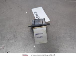 O200558 Gebruikte kachel weerstand Mazda 2