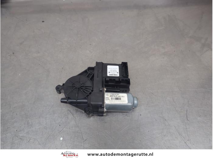 Gebruikte Motor portierruit Volkswagen Touran O200567