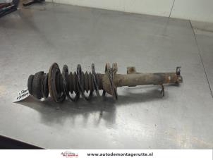 O200590 Gebruikte schokdemperpoot links-voor Ford Street Ka