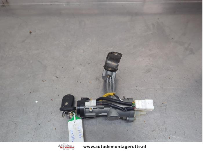 Gebruikte Kontaktslot+Sleutel Hyundai Matrix O200623