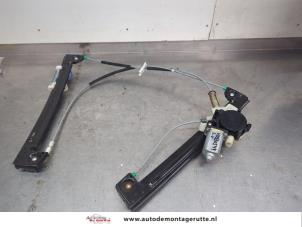 O200627 Gebruikte raammechaniek 2deurs links-voor Mini ONE
