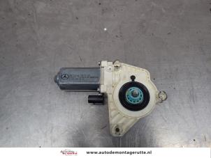 O200633 Gebruikte portierruitmotor Mercedes A-Klasse