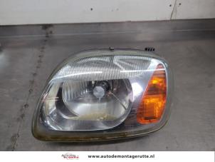 O200643 Gebruikte linker koplamp Nissan Micra