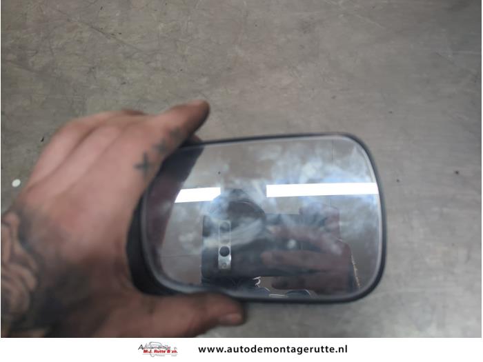 Gebruikte Spiegelglas links Ford Fiesta O200666