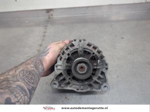O200682 Gebruikte dynamo Peugeot 308