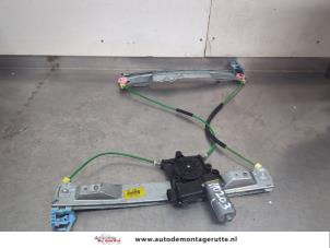 O200692 Gebruikte ruitmechaniek 2deurs links-voor Opel Corsa
