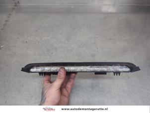 O200694 Gebruikte extra remlicht midden Volvo V50