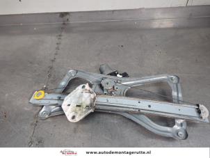 O200698 Gebruikte ruitmechaniek 4deurs rechts-voor Honda Civic