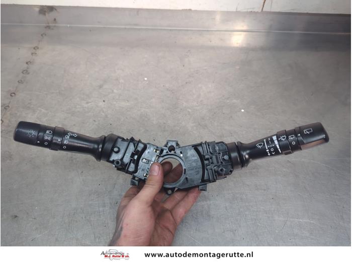 Gebruikte Schakelaar Stuurkolom (licht) Kia Ceed O200726