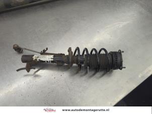 O200736 Gebruikte mac phersonpoot rechts-voor Ford Fiesta