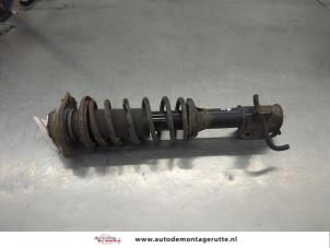 O200740 Gebruikte schokdemperpoot rechts-voor Suzuki Alto