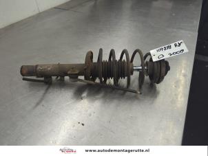 O200742 Gebruikte schokdemperpoot rechts-voor Citroen C3