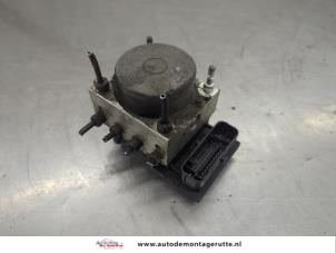 O200748 Gebruikte abs pomp Opel Corsa