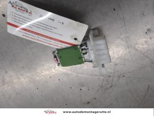 O200749 Gebruikte kachel weerstand Opel Corsa