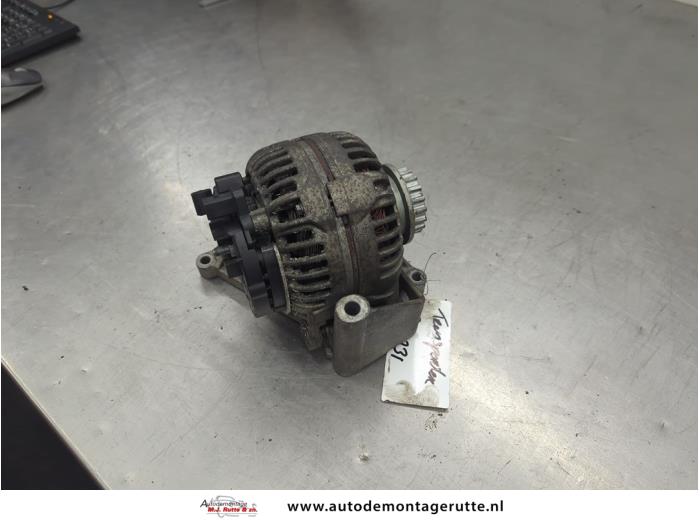 Gebruikte Alternator Volkswagen Transporter O200753