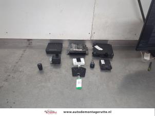 O200800 Gebruikte kontaktslot + computer Renault Megane