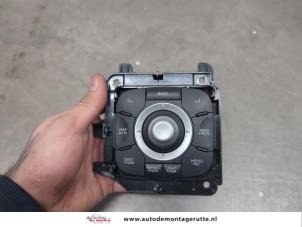 O200820 Gebruikte regelunit multi media Renault Megane