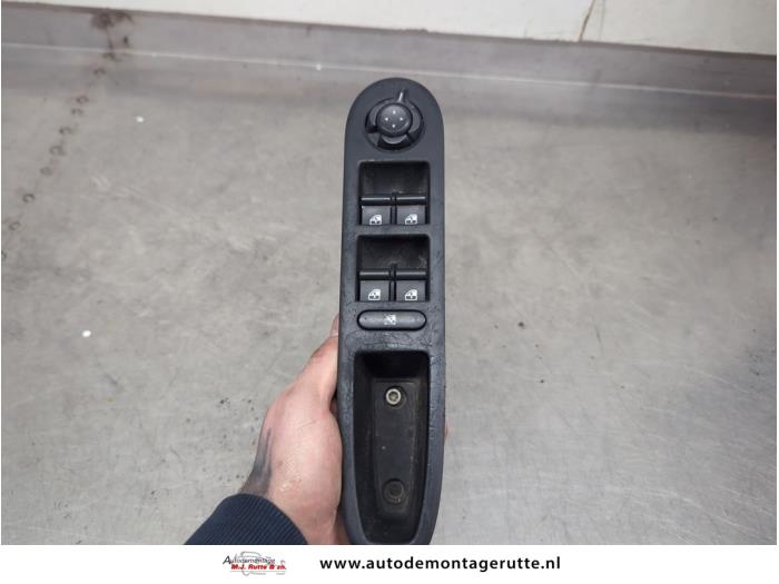 Gebruikte Schakelblok ruiten Alfa Romeo 159 O200865