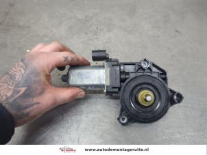 O200871 Gebruikte raammotor portier Alfa Romeo 159