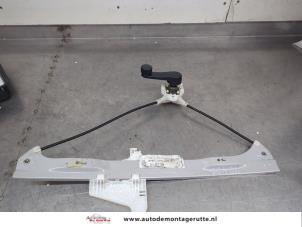 O200877 Gebruikte raammechaniek 2deurs rechts-voor Volkswagen Fox