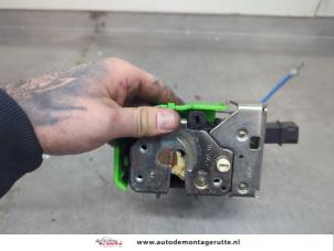 O200910 Gebruikte portierslot mechaniek 4deurs rechts-achter Alfa Romeo Giulietta